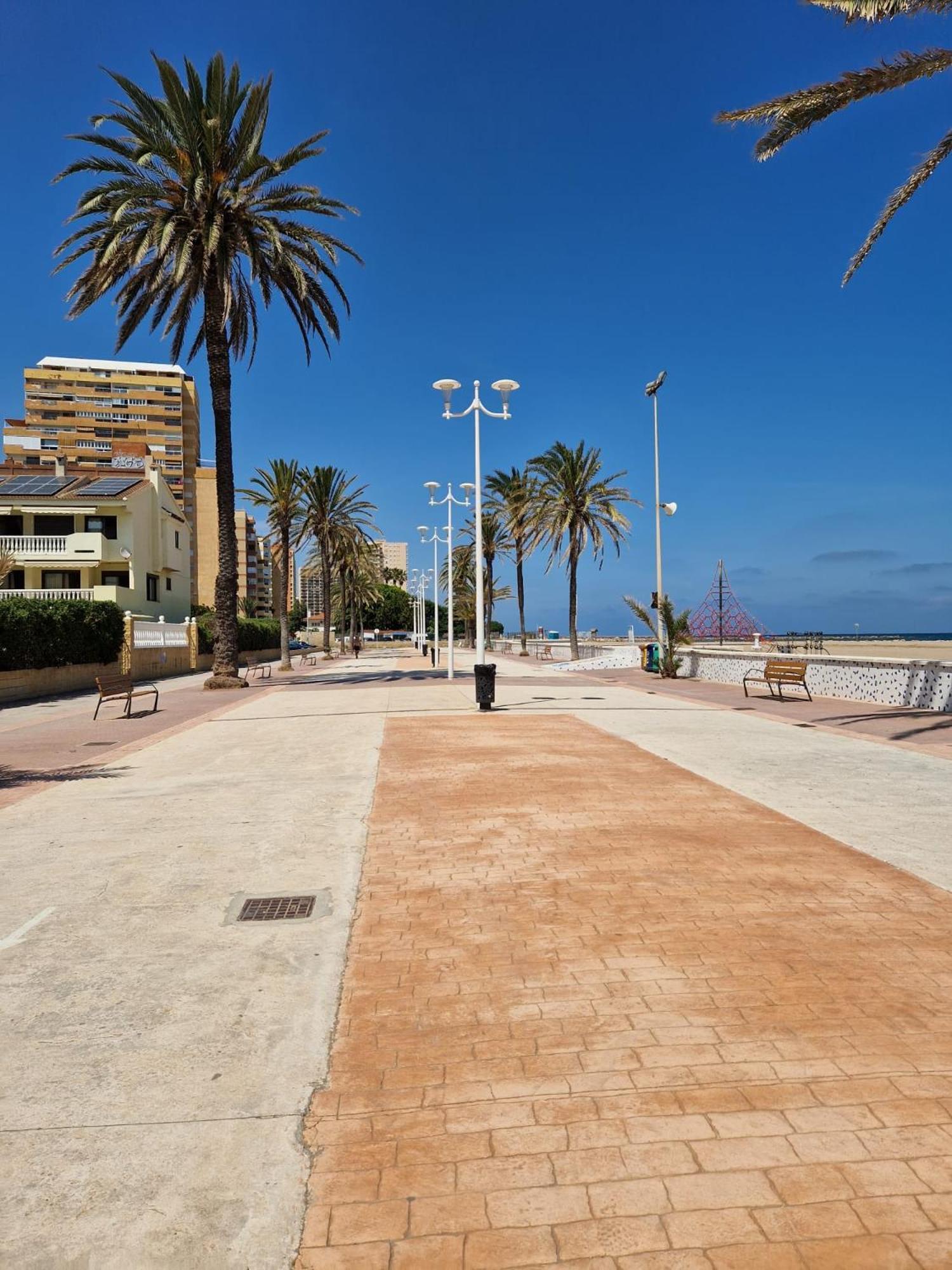 Apartamento Barbacoa, Piscina Y Playa Puebla de Farnals Kültér fotó