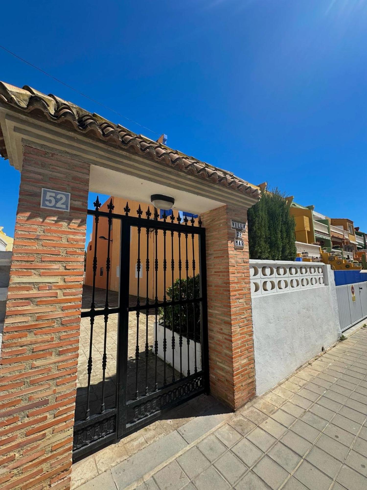 Apartamento Barbacoa, Piscina Y Playa Puebla de Farnals Kültér fotó